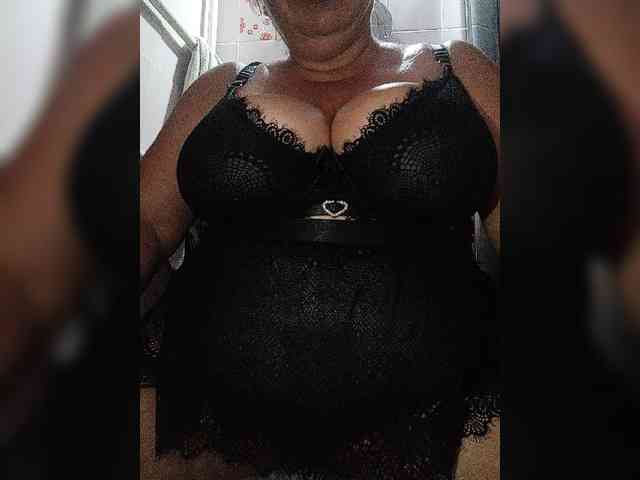 SeXy-Xo4y-SeXa webcam