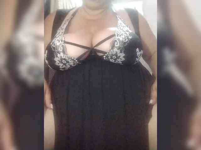 SeXy-Xo4y-SeXa webcam