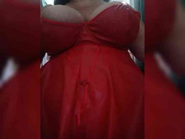 SeXy-Xo4y-SeXa webcam