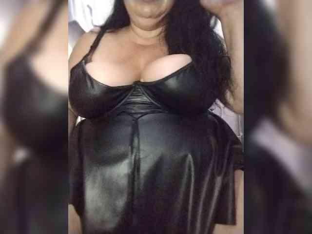 SeXy-Xo4y-SeXa webcam