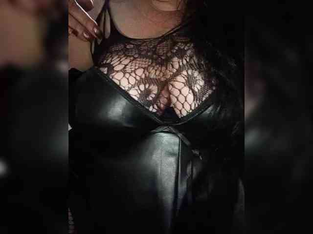 SeXy-Xo4y-SeXa webcam