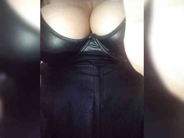 SeXy-Xo4y-SeXa webcam
