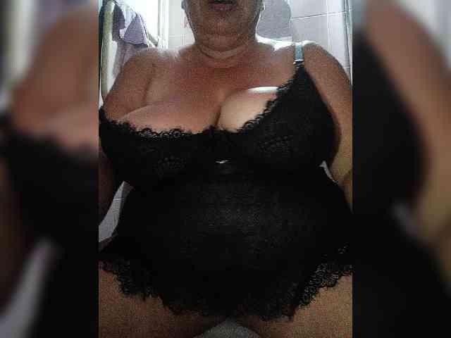 SeXy-Xo4y-SeXa webcam