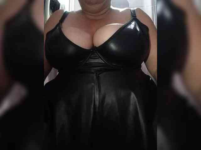 SeXy-Xo4y-SeXa webcam