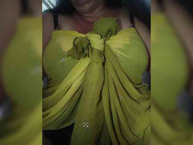SeXy-Xo4y-SeXa webcam