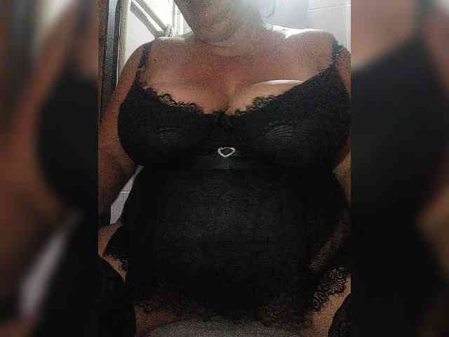 SeXy-Xo4y-SeXa webcam