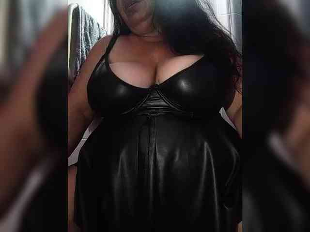 SeXy-Xo4y-SeXa webcam