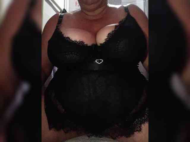 SeXy-Xo4y-SeXa webcam