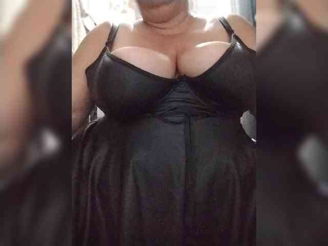 SeXy-Xo4y-SeXa webcam