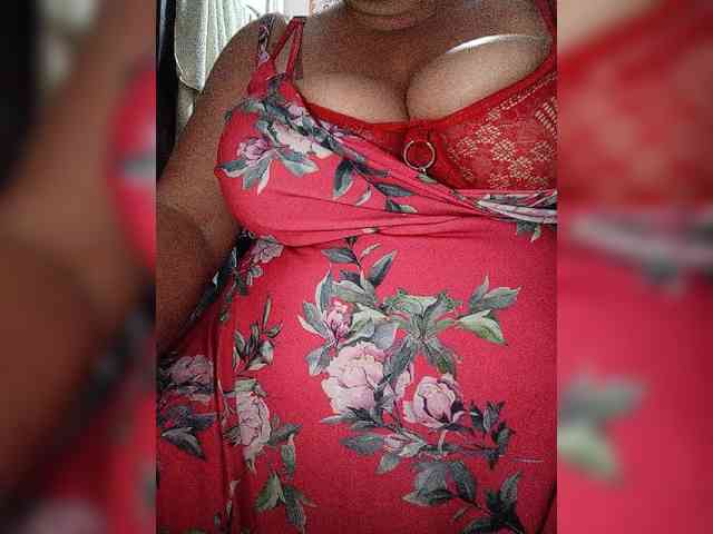 SeXy-Xo4y-SeXa webcam
