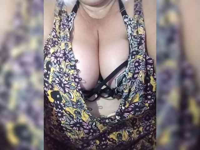 SeXy-Xo4y-SeXa webcam