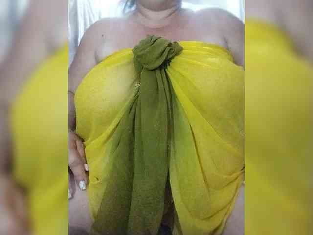 SeXy-Xo4y-SeXa webcam