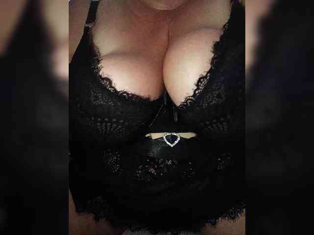 SeXy-Xo4y-SeXa webcam