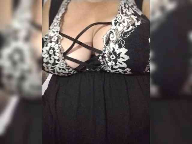 SeXy-Xo4y-SeXa webcam