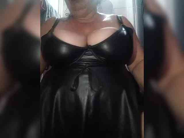 SeXy-Xo4y-SeXa webcam