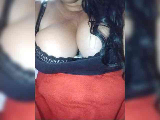 SeXy-Xo4y-SeXa webcam