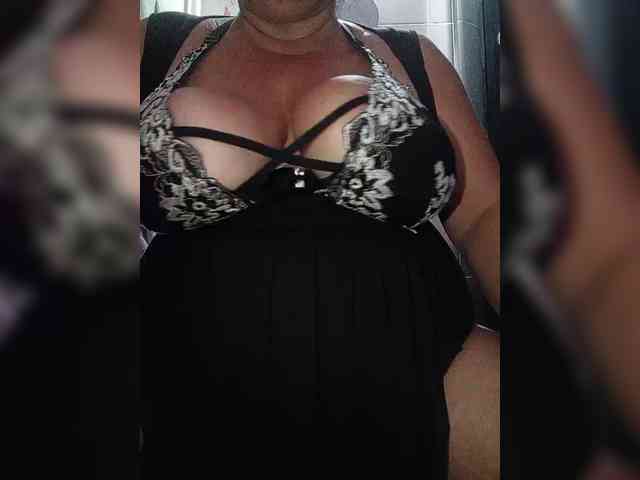 SeXy-Xo4y-SeXa webcam