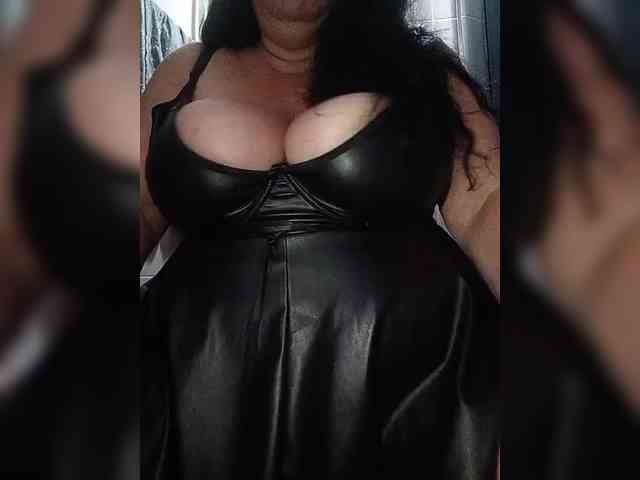 SeXy-Xo4y-SeXa webcam