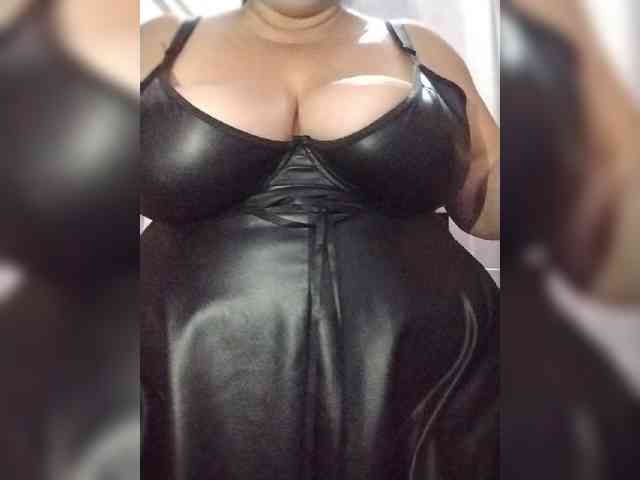 SeXy-Xo4y-SeXa webcam