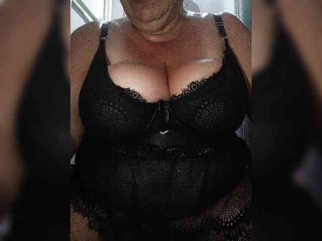 SeXy-Xo4y-SeXa webcam