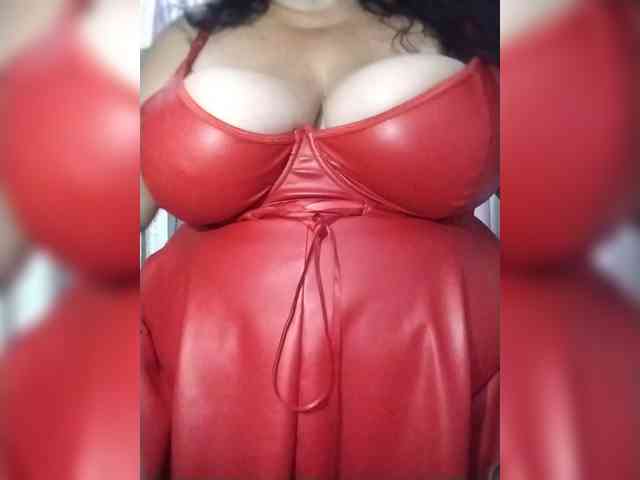 SeXy-Xo4y-SeXa webcam