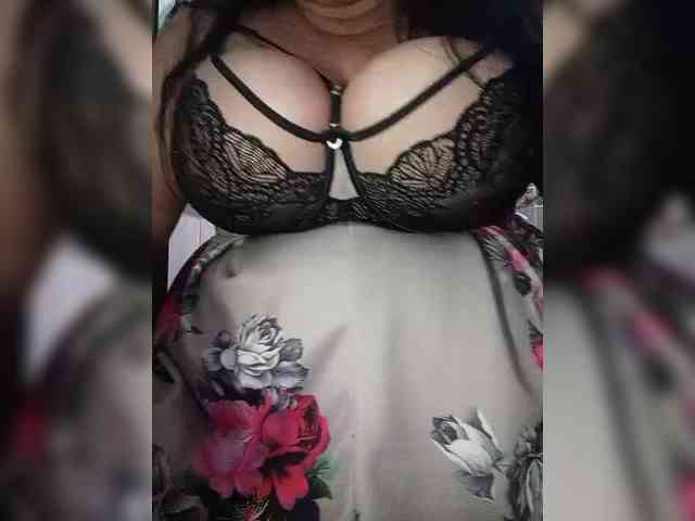 SeXy-Xo4y-SeXa webcam