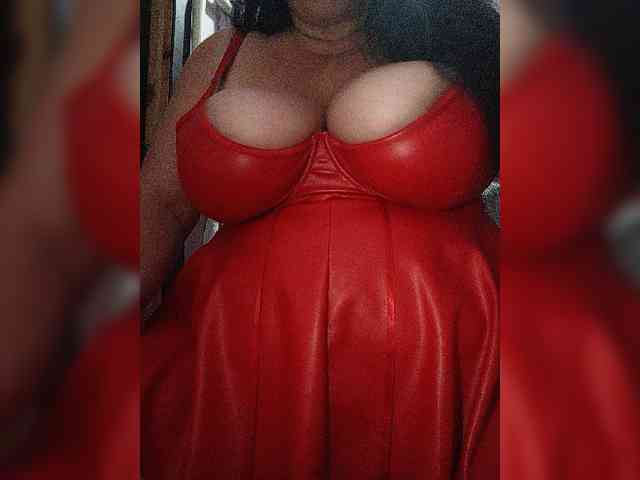 SeXy-Xo4y-SeXa webcam