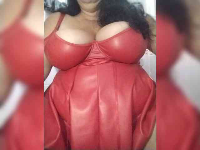 SeXy-Xo4y-SeXa webcam