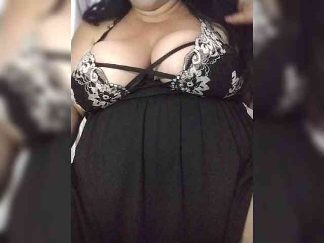 Xo4y2sexa Live Webcam on BongaCams