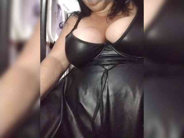 SeXy-Xo4y-SeXa webcam