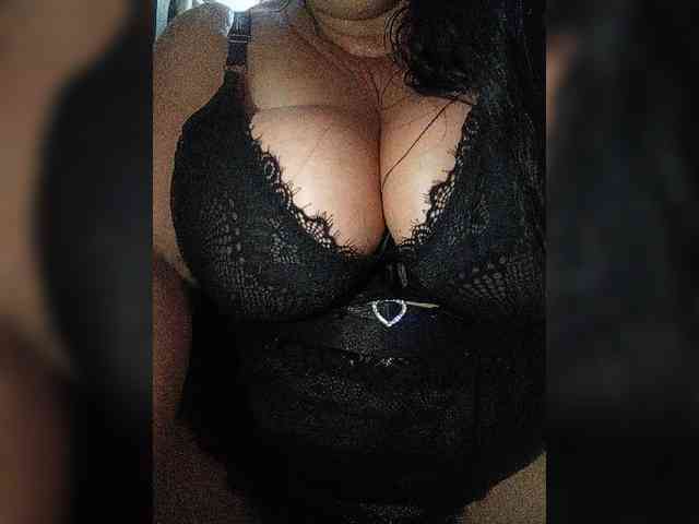 SeXy-Xo4y-SeXa webcam