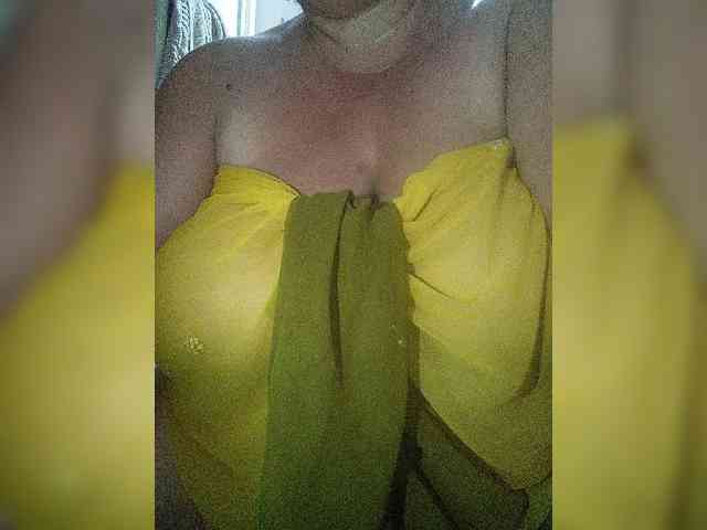 SeXy-Xo4y-SeXa webcam