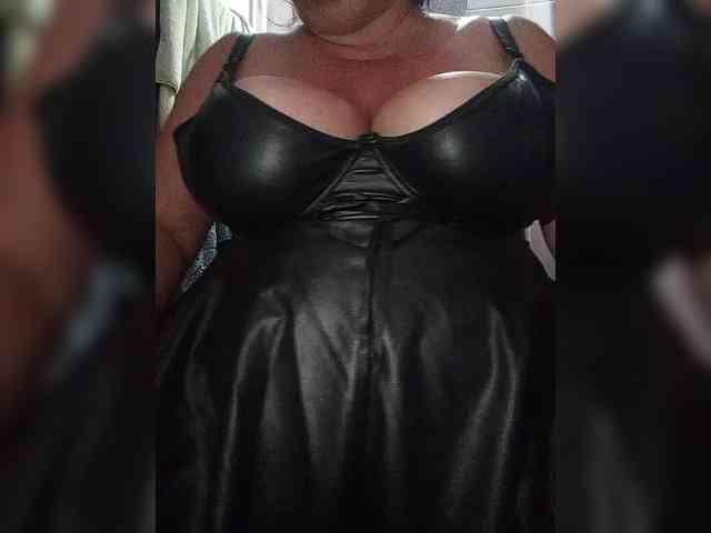SeXy-Xo4y-SeXa webcam