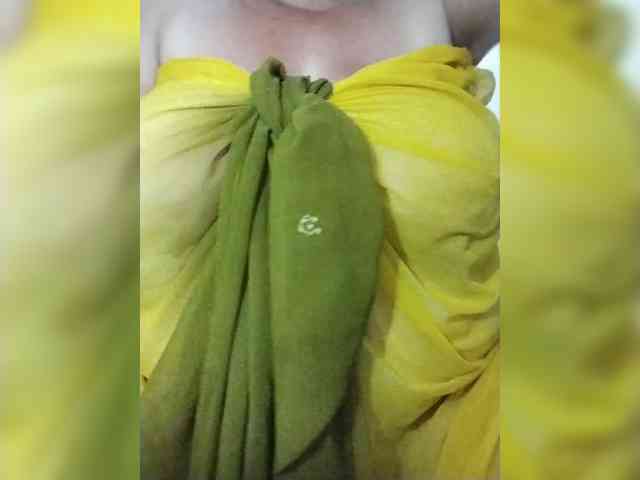 SeXy-Xo4y-SeXa webcam