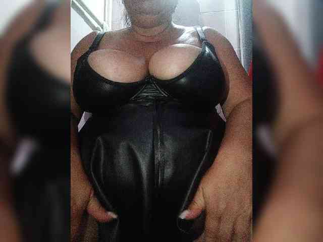 SeXy-Xo4y-SeXa webcam