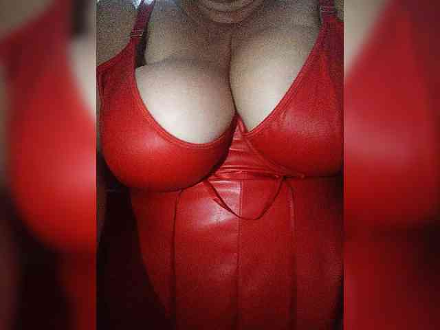 SeXy-Xo4y-SeXa webcam