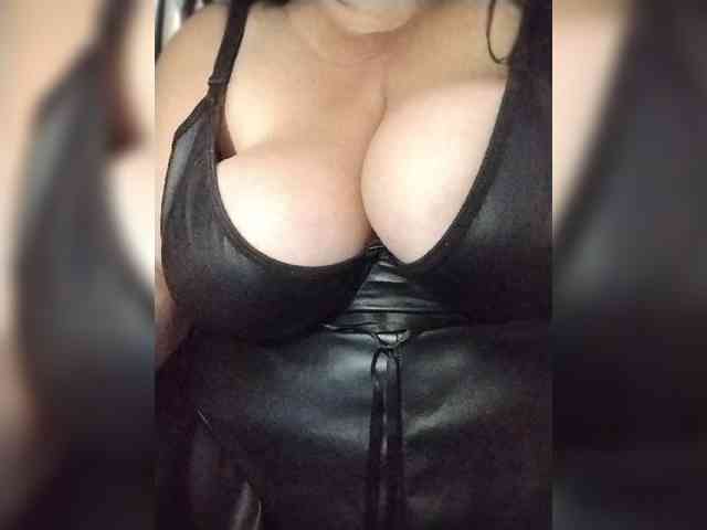 SeXy-Xo4y-SeXa webcam