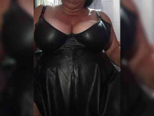 SeXy-Xo4y-SeXa webcam