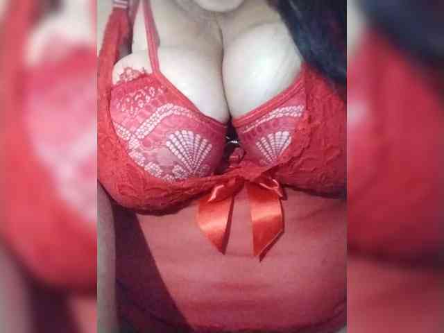 SeXy-Xo4y-SeXa webcam