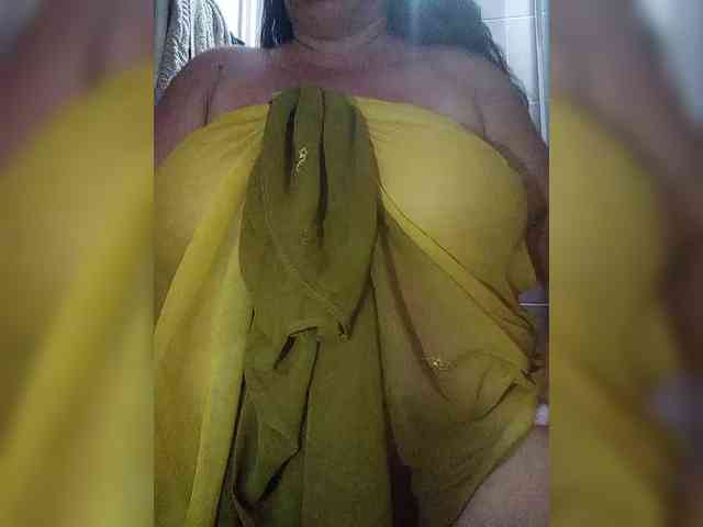SeXy-Xo4y-SeXa webcam