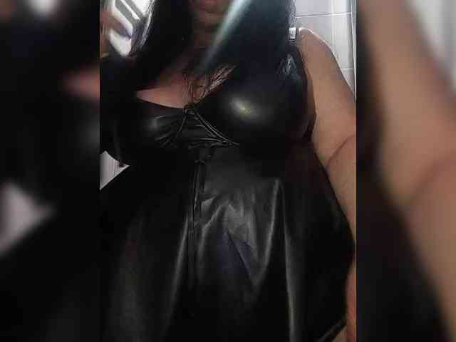 SeXy-Xo4y-SeXa webcam