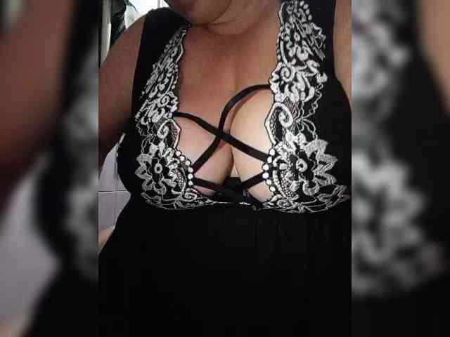 SeXy-Xo4y-SeXa webcam