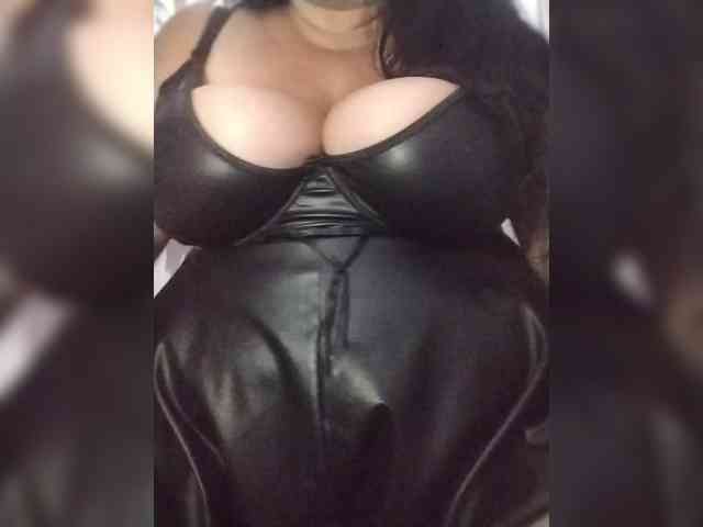 SeXy-Xo4y-SeXa webcam