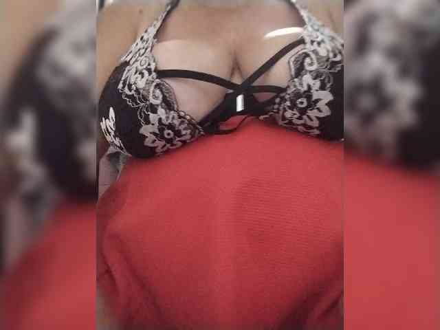 SeXy-Xo4y-SeXa webcam