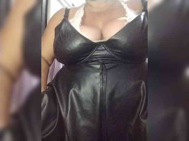 SeXy-Xo4y-SeXa webcam