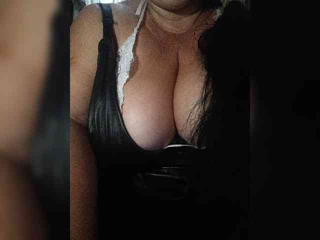 SeXy-Xo4y-SeXa webcam