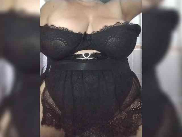 SeXy-Xo4y-SeXa webcam