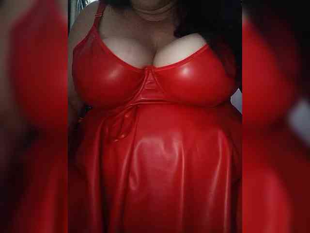 SeXy-Xo4y-SeXa webcam