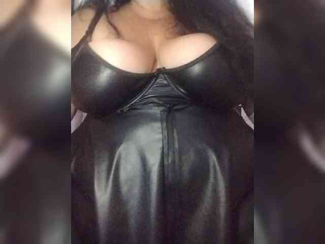 SeXy-Xo4y-SeXa webcam