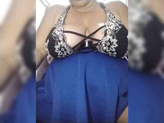 SeXy-Xo4y-SeXa webcam